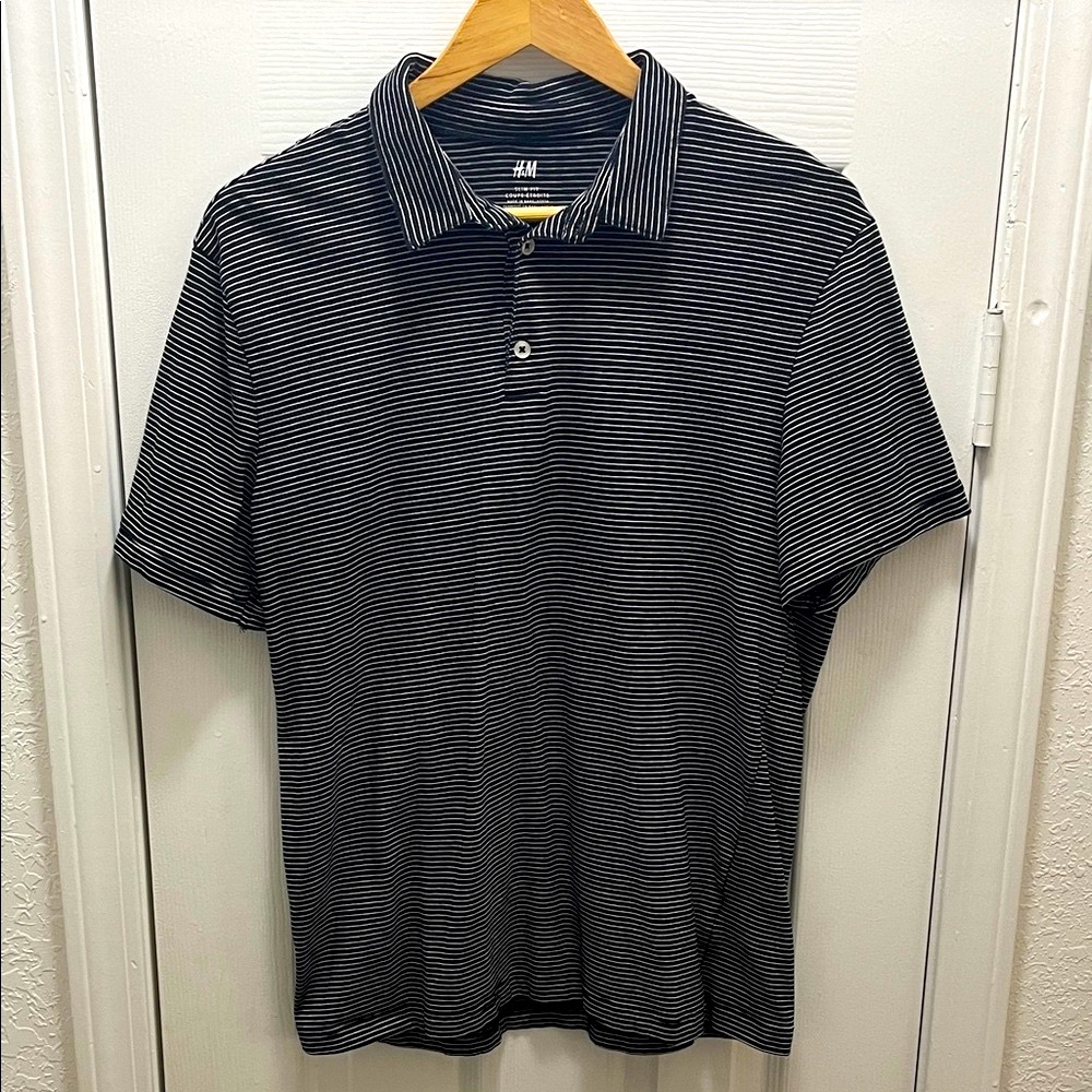 Men’s H&M Monochrome Striped Casual Shirt Large